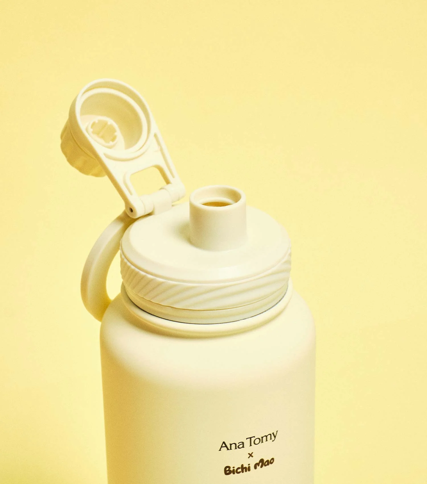Bichi Mao 'All You Knead Is Loaf'—950ml Insulated Bottle - Image 3