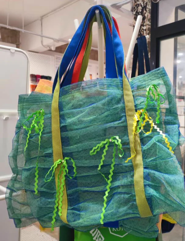 Boktjuv Tote RM90