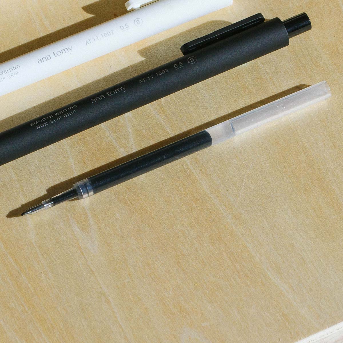 Gel Ink Pen—0.5mm Refill (Black)