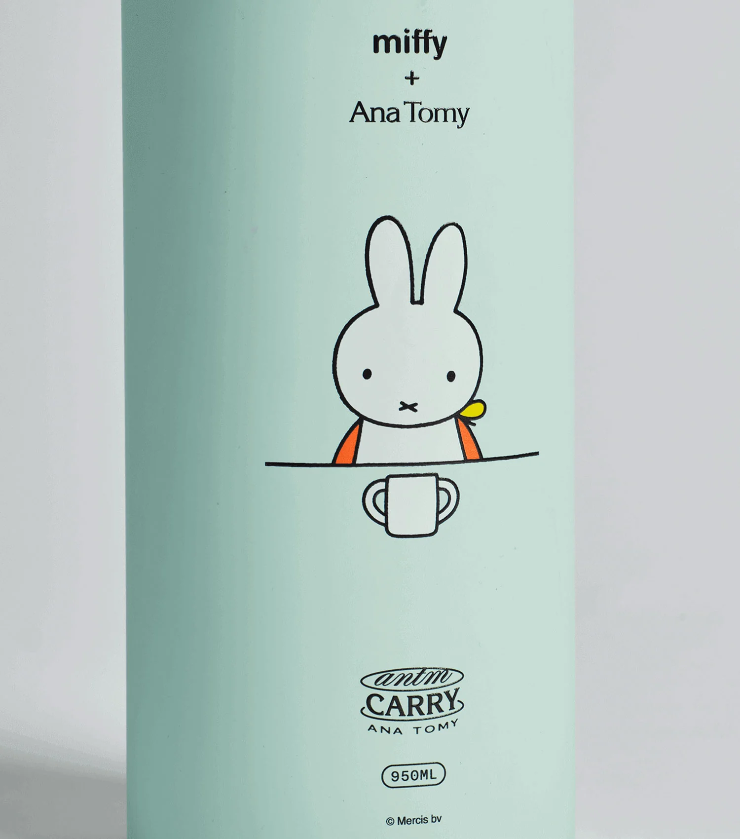 Miffy 'Miffy Drinking'—950ml Insulated Bottle - Image 5